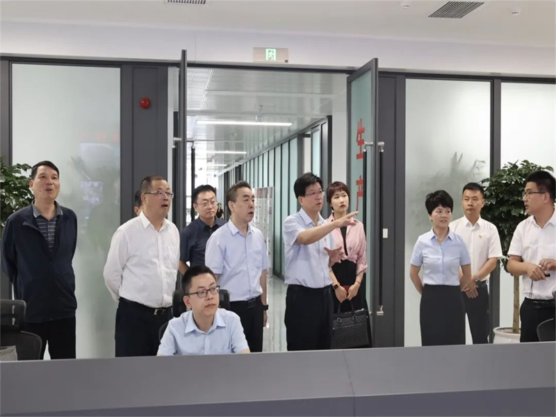 151689409827629958.jpg 陜煤集團審計部黨支部與公司機關經營黨支部開展聯合主題黨日活動.jpg